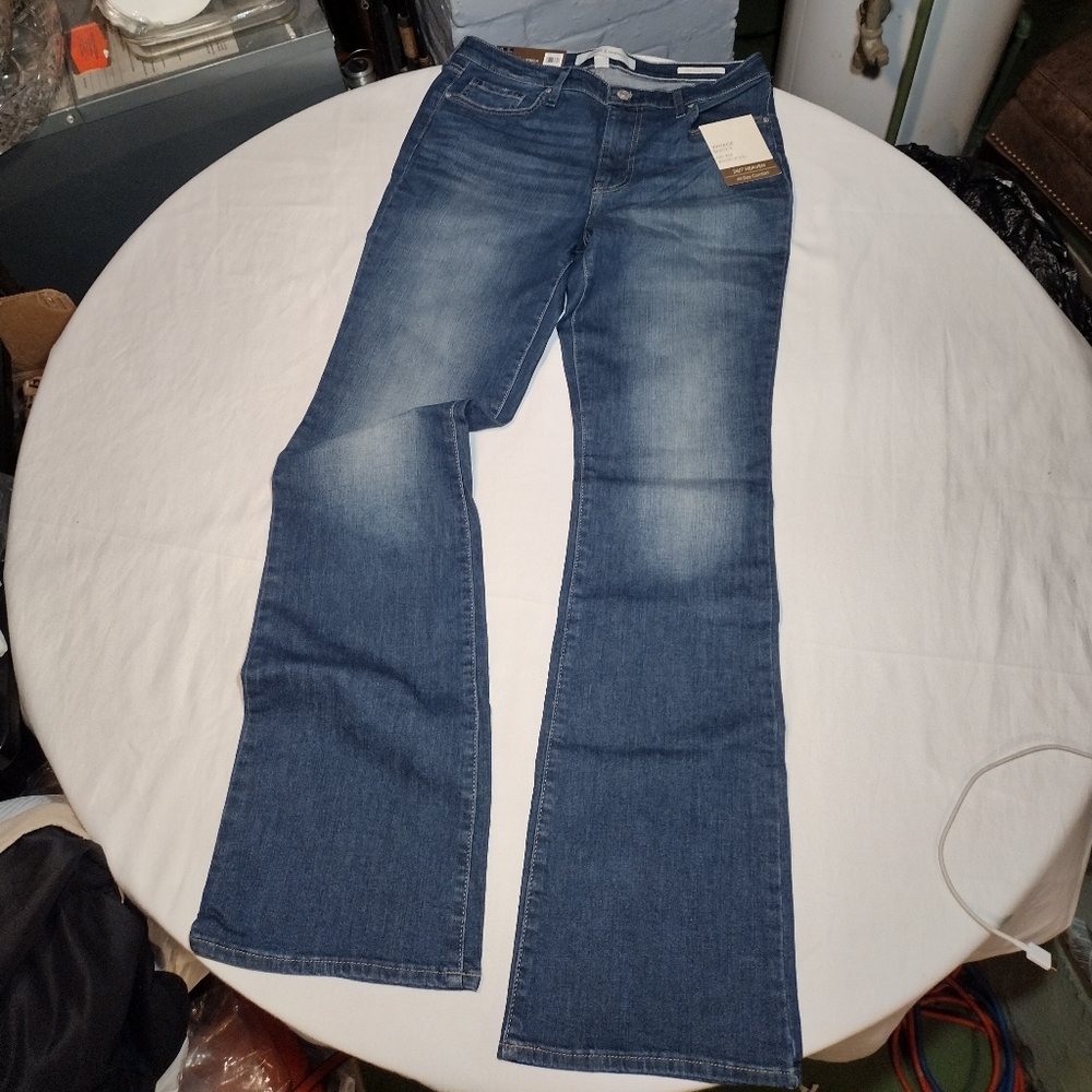 Vintage America Vintage Boot-Y Mid-Rise Slim-fit Bootcut Medium Blue Wash Jeans